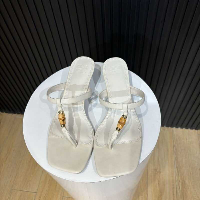 ASOS - Sandales à Talon avec Fantaisies - Blanc