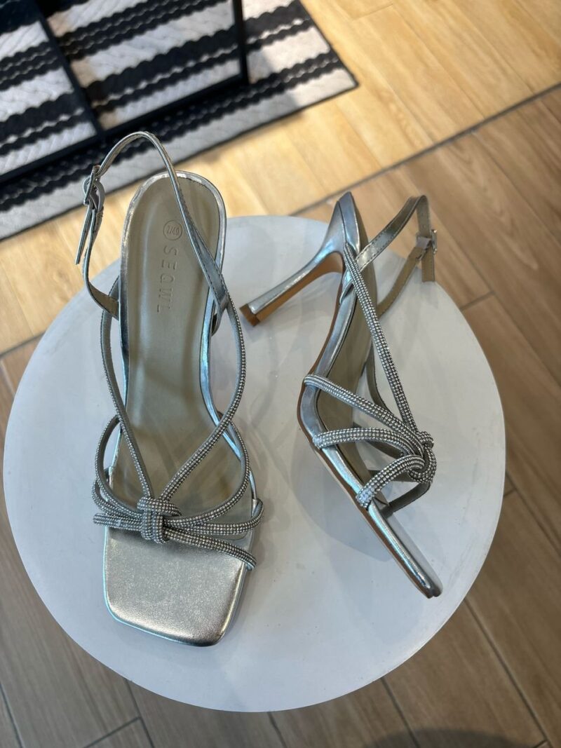 Sandales à Talon et Strass - Argent – Image 2