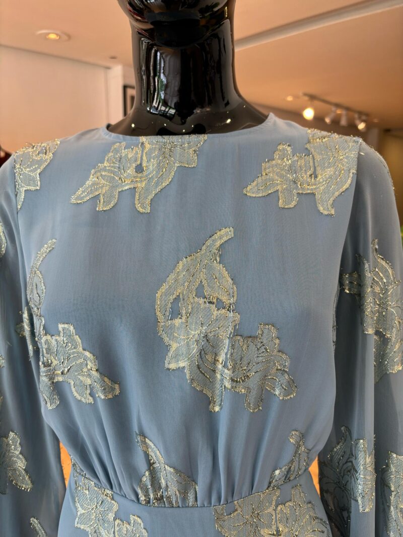 ASOS - Robe à Texture Floral - Bleu Clair et Or – Image 3