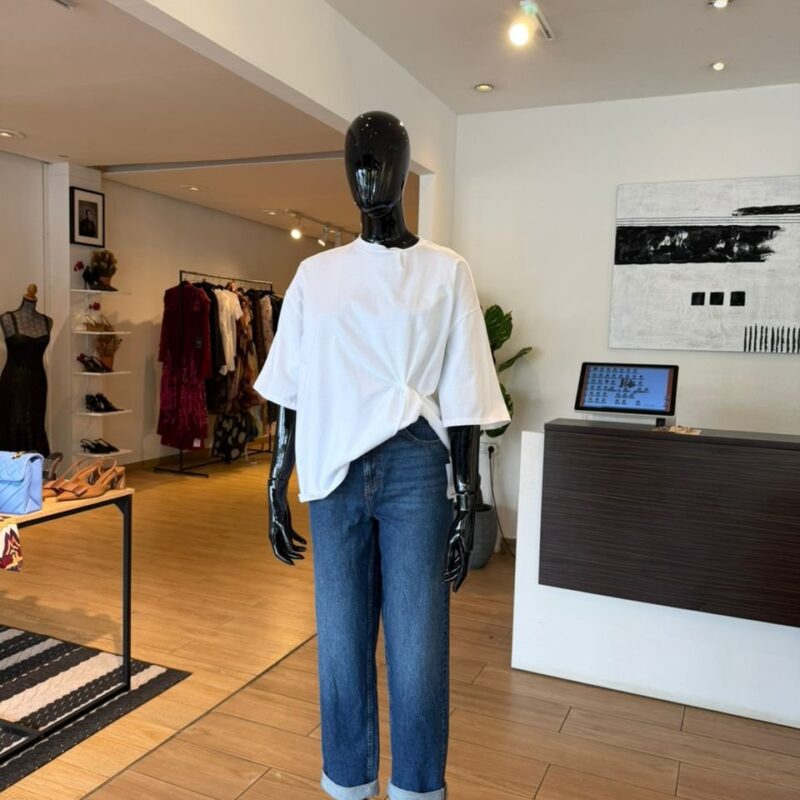 T-shirt  blanc oversize arrange