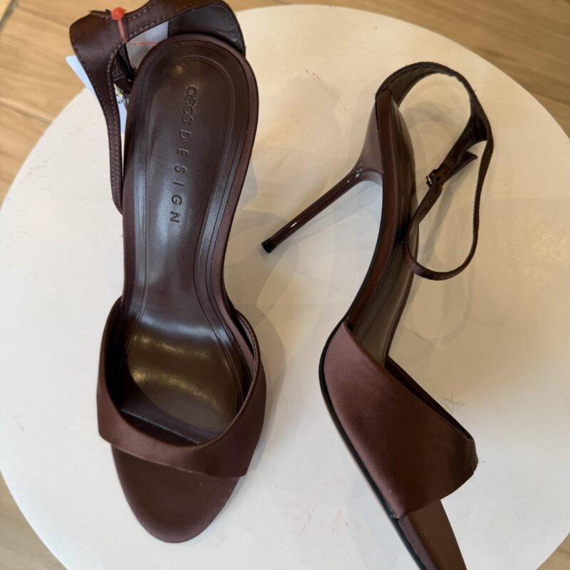 Sandale à talon Asos